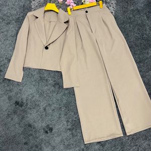 مشخصات کت شلوار نغمه