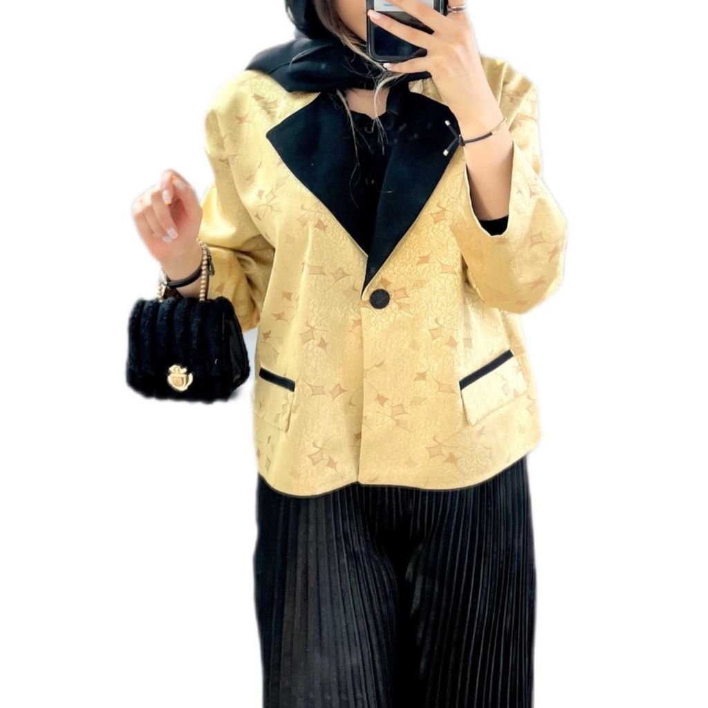 خرید آنلاین کت بهاره ساتن و کرپ