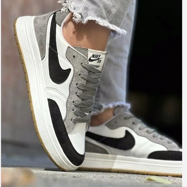 کفش نایک SB مردانه رنگ طوسی سفید