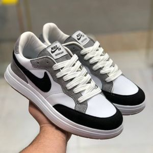 خرید اینترنتی قیمت کفش نایک SB مردانه رنگ طوسی سفید