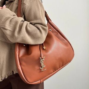 فروش اینترنتی کیف زنانه 0343