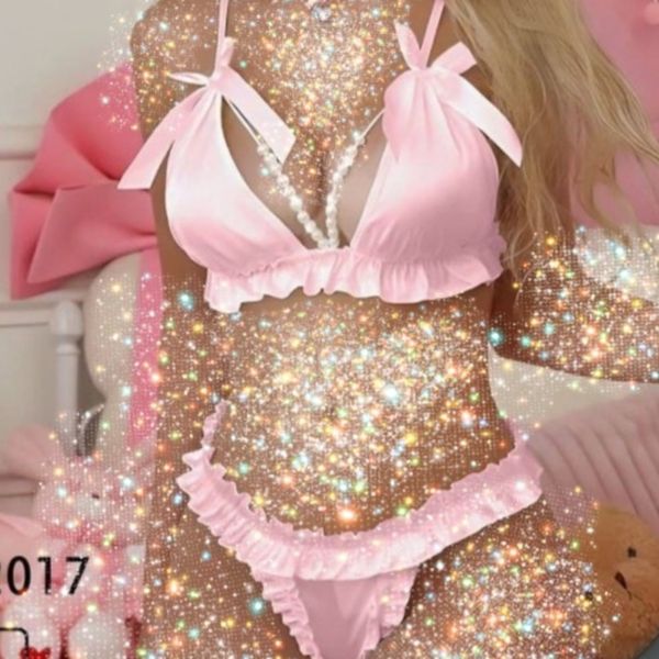 ست سوتین و شورت فانتزی زنانه