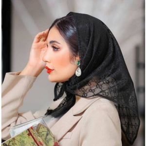 مینی اسکارف توری قواره هفتاد مشکی