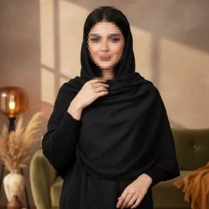 شال نخی پلیسه ساده تک رنگ مشکی جنس سیا اسکارف اعلا
