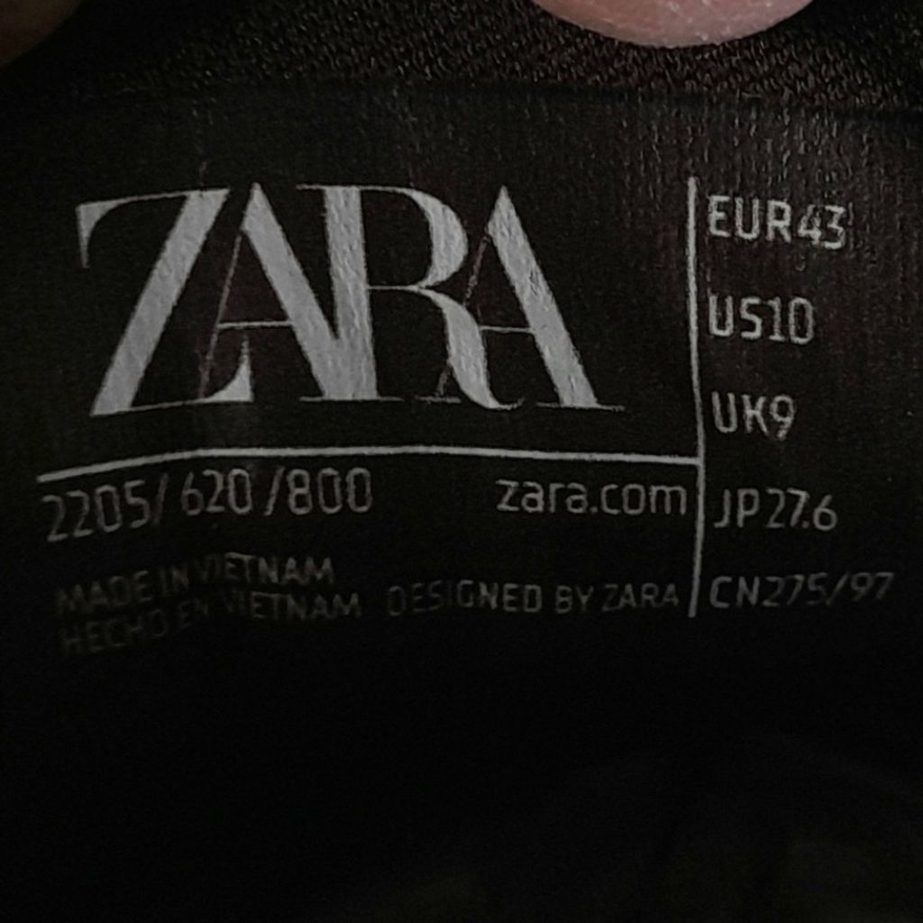 فروش اینترنتی کفش مردانه زارا مشکی مدل Heel Detail Trainers