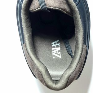 مشخصات کفش مردانه زارا مشکی مدل Heel Detail Trainers
