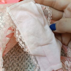 ست نیم تنه و شورت گیپور وارداتی برندc