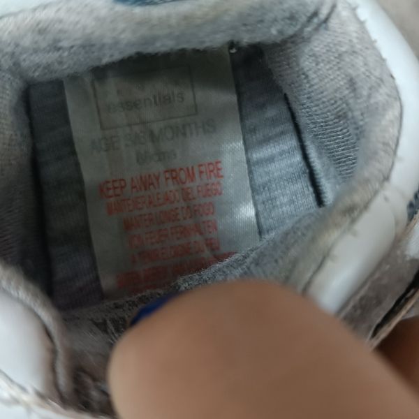 پاپوش ونس چسبی نوزادی وارداتی