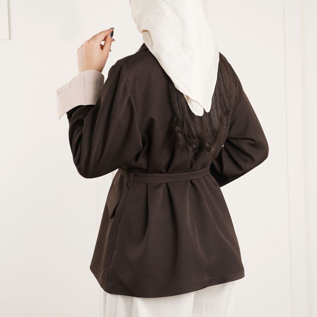 خرید انلاین کت مازراتی بهاره پاد