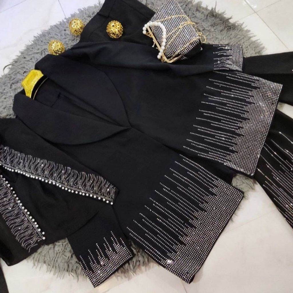 قیمت ارزان کت نگین آبشاری