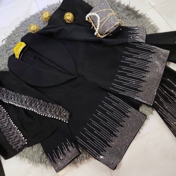 کت نگین آبشاری