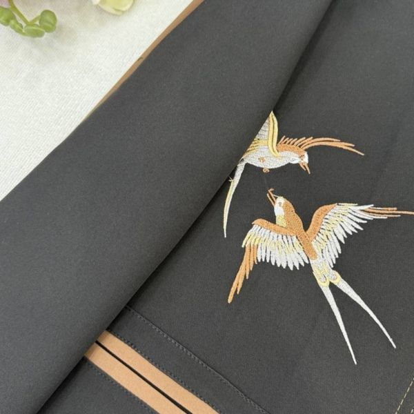 مانتو و شلوار زنانه طرح پرستو