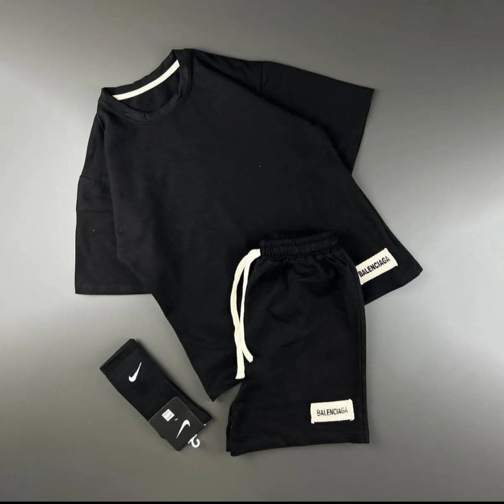 مشخصات ست تیشرت شلوار بالنسیاگا