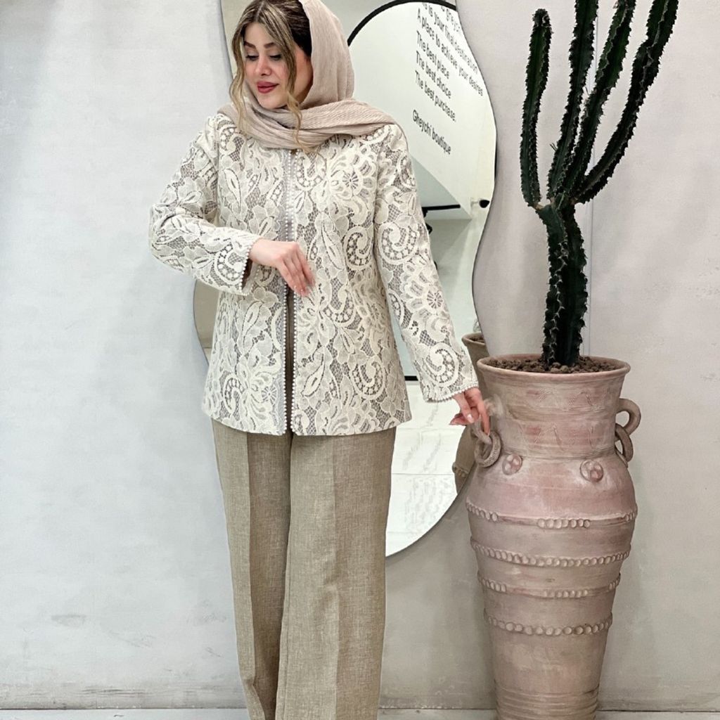 فروش اینترنتی مانتو و شلوار گیپور مرواریدی