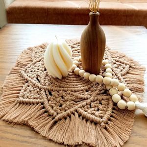 رومیزی‌مکر‌ومه بافی مدل سونیا