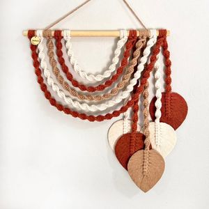 دیوارکوب رنگین کمونی مکرومه طرح ماهان