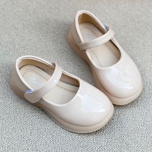 خرید اینترنتی قیمت کفش دخترانه عروسکی طرح ورنی ساده new از هارتال کد 4113005