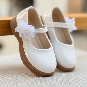 خرید اینترنتی قیمت کفش دخترانه عروسکی طرح دوگل از هارتال کد 4113003