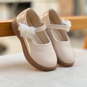 خرید اینترنتی قیمت کفش دخترانه عروسکی طرح دوگل از هارتال کد 4113003