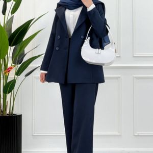 فروش اینترنتی کت شلوار شقایق پارسی