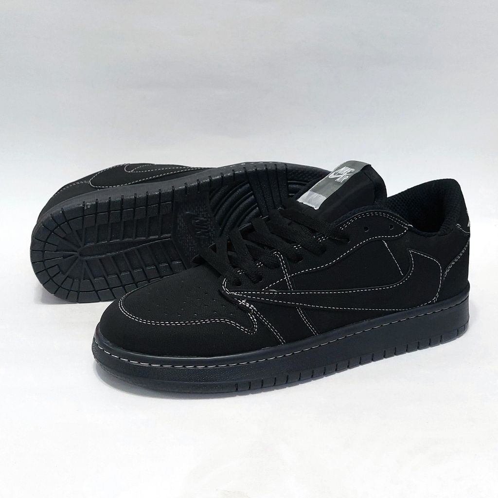 قیمت کتانی ترویس اسکات بلک فانتوم Travis Scott Black Phantom