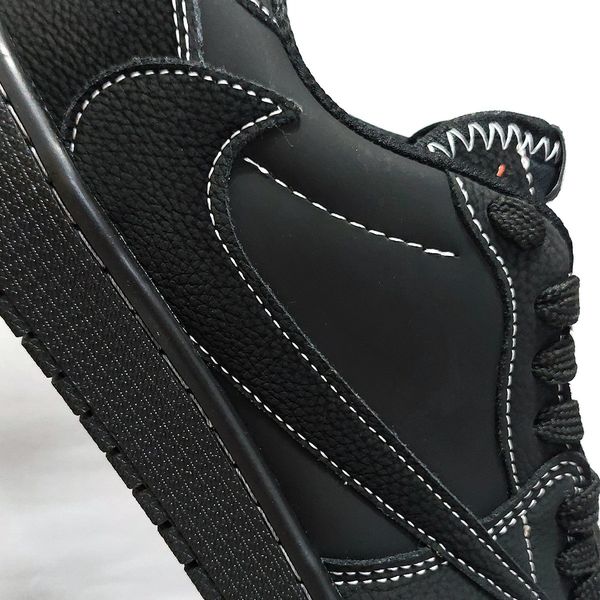 کتانی ترویس اسکات بلک فانتوم Travis Scott Black Phantom
