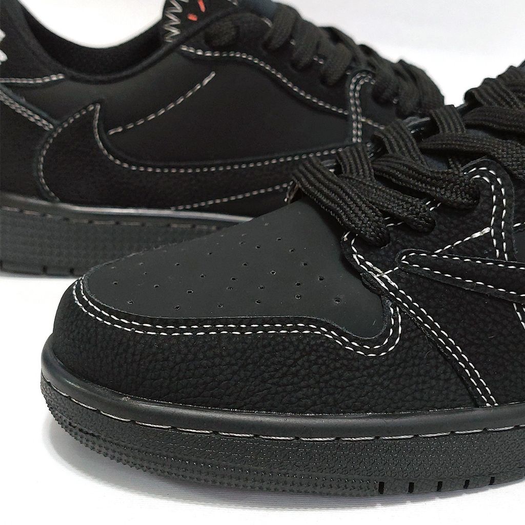 خرید انلاین کتانی ترویس اسکات بلک فانتوم Travis Scott Black Phantom