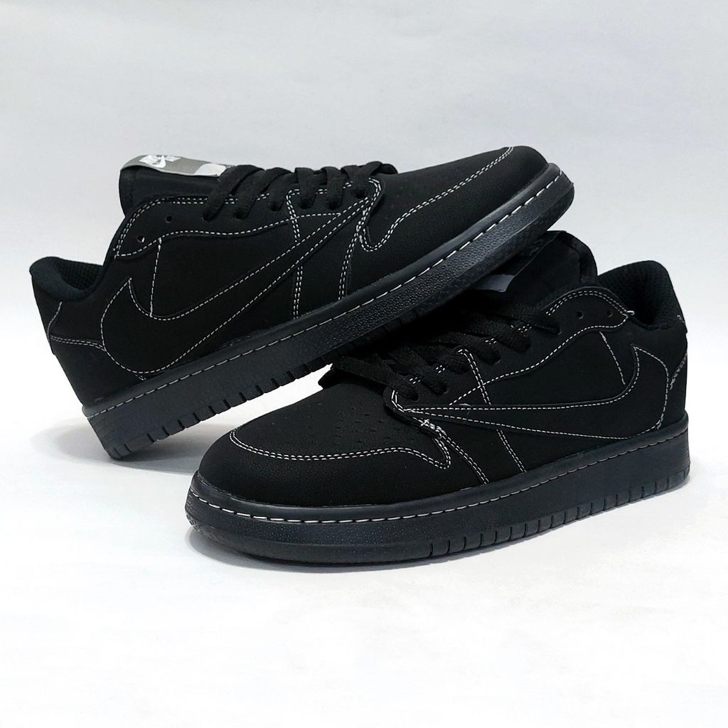 فروش اینترنتی کتانی ترویس اسکات بلک فانتوم Travis Scott Black Phantom