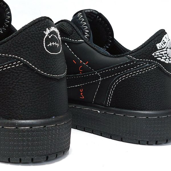 کتانی ترویس اسکات بلک فانتوم Travis Scott Black Phantom