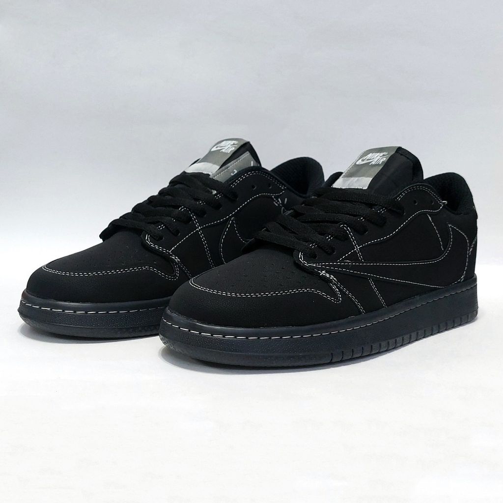 خرید اینترنتی کتانی ترویس اسکات بلک فانتوم Travis Scott Black Phantom