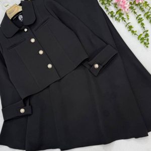 کت و دامن زنانه طرح پریماه