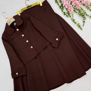 خرید اینترنتی کت و دامن زنانه طرح پریماه