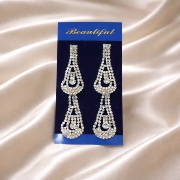 گوشواره فول نگین مجلسی طرح اشک