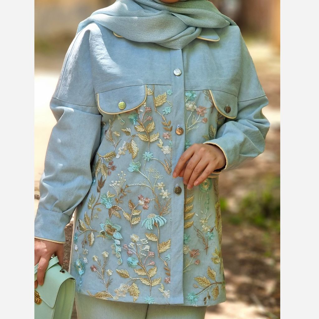 فروش اینترنتی کت جین زیبای زنانه با ارسال رایگان