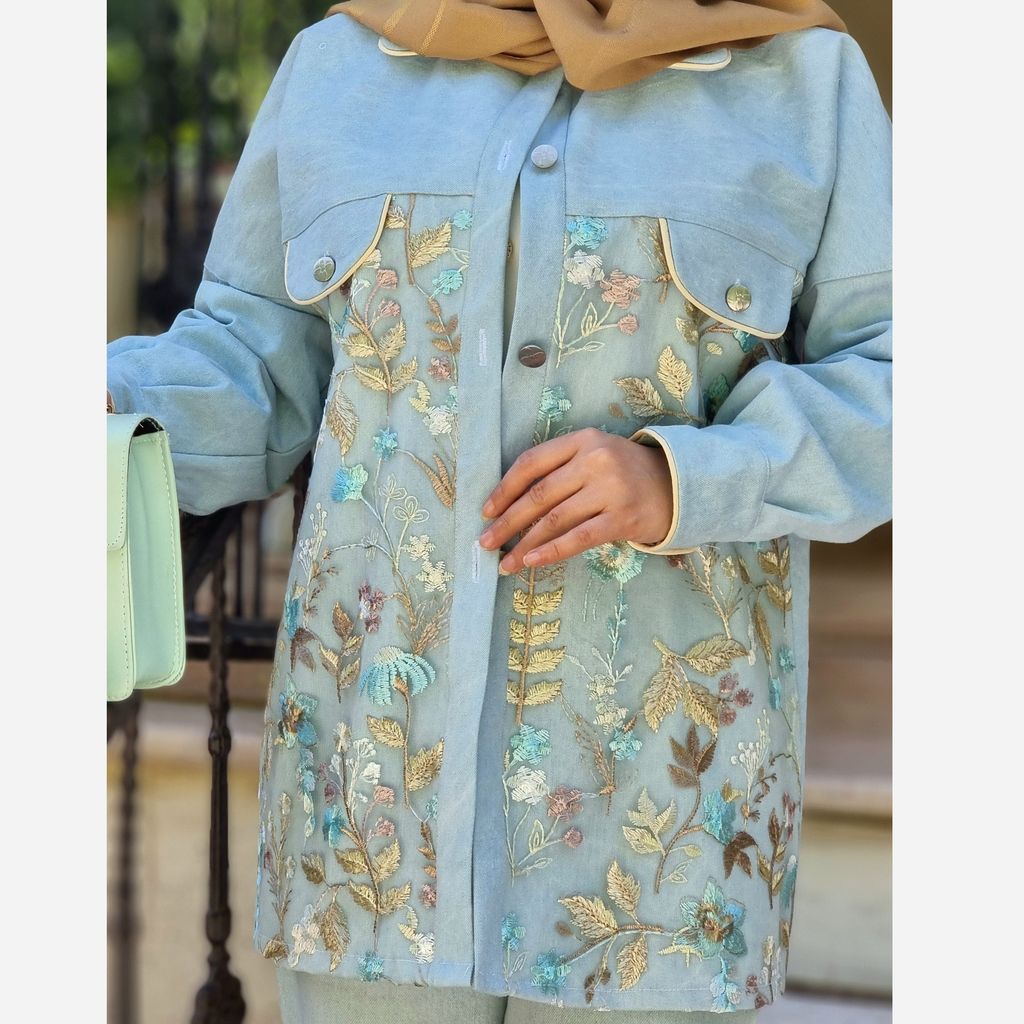 مشخصات کت جین زیبای زنانه با ارسال رایگان