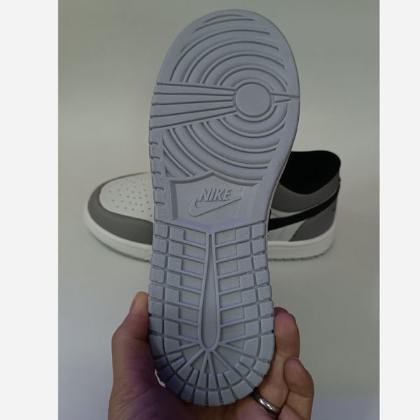 کتانی مردانه نایک جردن 1 طوسی سفید