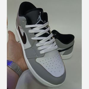 قیمت کتونی مردانه نایک جردن 1 طوسی سفید