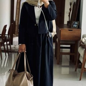 خرید آنلاین کت دامن زنانه ست سه تیکه لاکچری