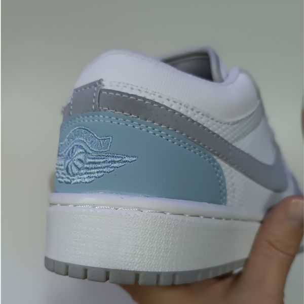 کتونی مردانه نایک جردن 1 طوسی سفید روشن کیفیت بالا