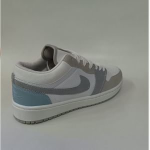 قیمت کتونی مردانه نایک جردن 1 طوسی سفید روشن کیفیت بالا