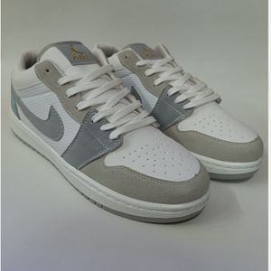 قیمت کتونی مردانه نایک جردن 1 طوسی سفید روشن کیفیت بالا