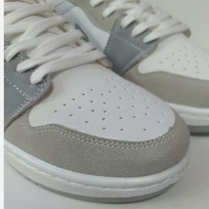 قیمت کتونی مردانه نایک جردن 1 طوسی سفید روشن کیفیت بالا