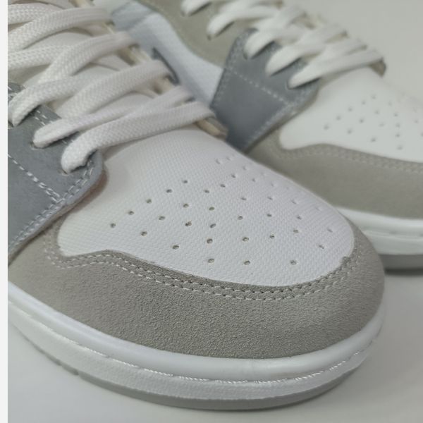 کتونی مردانه نایک جردن 1 طوسی سفید روشن کیفیت بالا