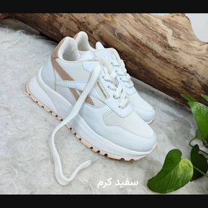 مشخصات کتونی طبی لژدار زنانه مدل ریبوک