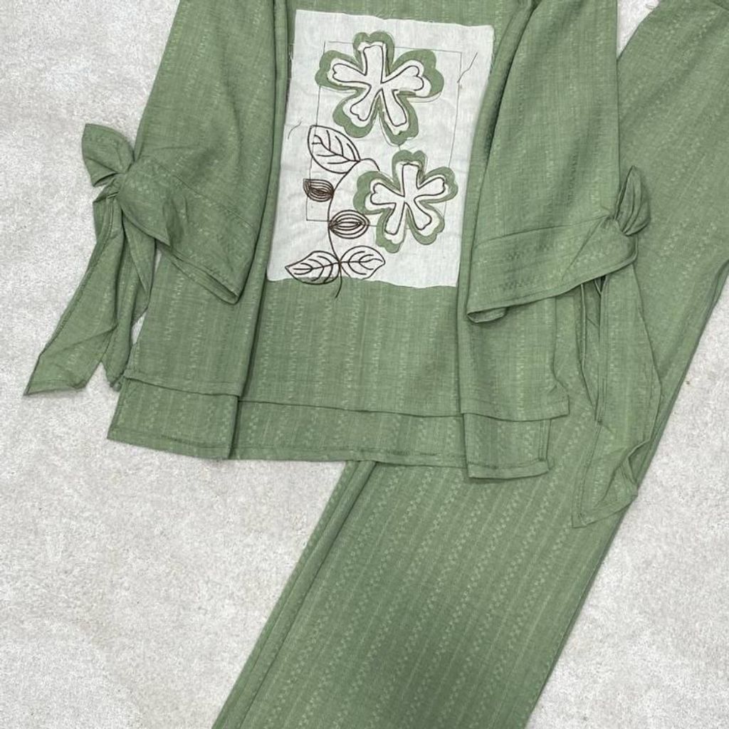 مشخصات ست شومیز شلوار نرگس