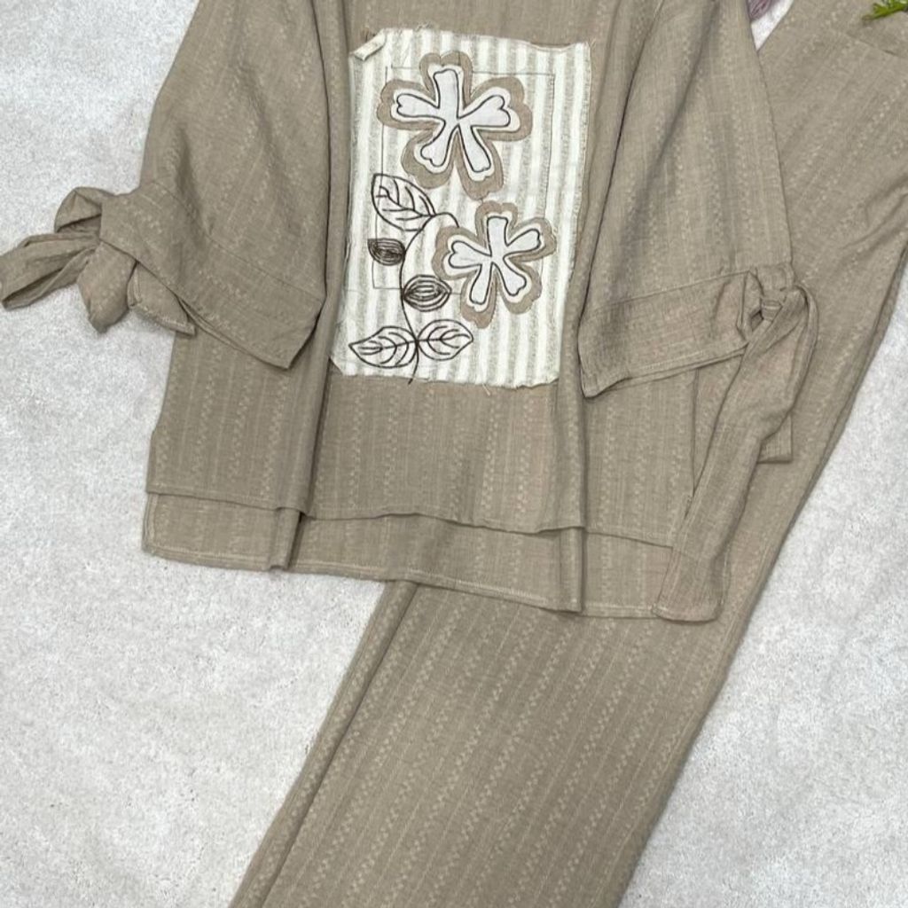 مشخصات ست شومیز شلوار نرگس