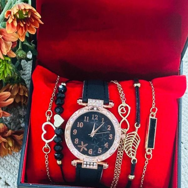 ست ساعت و دستبند