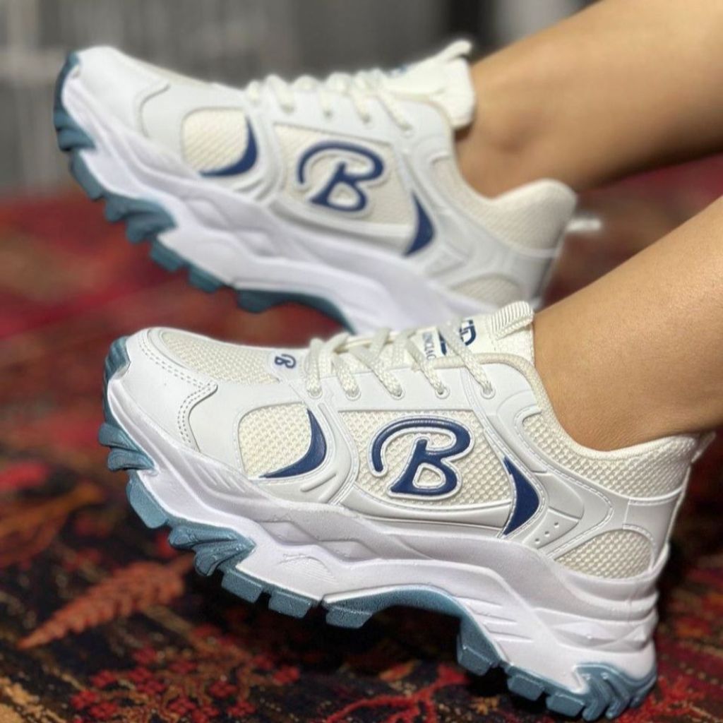 قیمت کفش اسپرت زنانه بالنسیگا لژدار