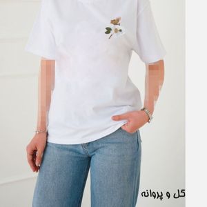 خرید انلاین تیشرت سفید سوپر پنبه با طرح جوجه تیغی و سه گل