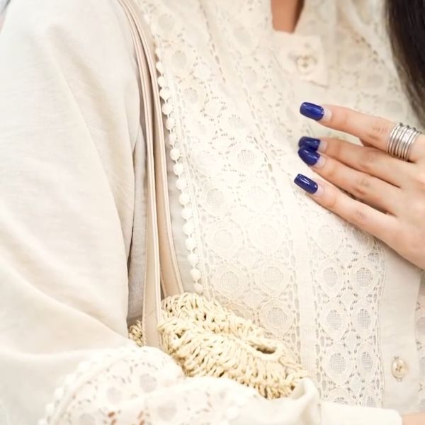 شومیز فلورا زنانه لینن و دانتل